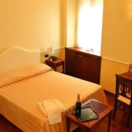 Luxury Ludovisi Rooms-2
